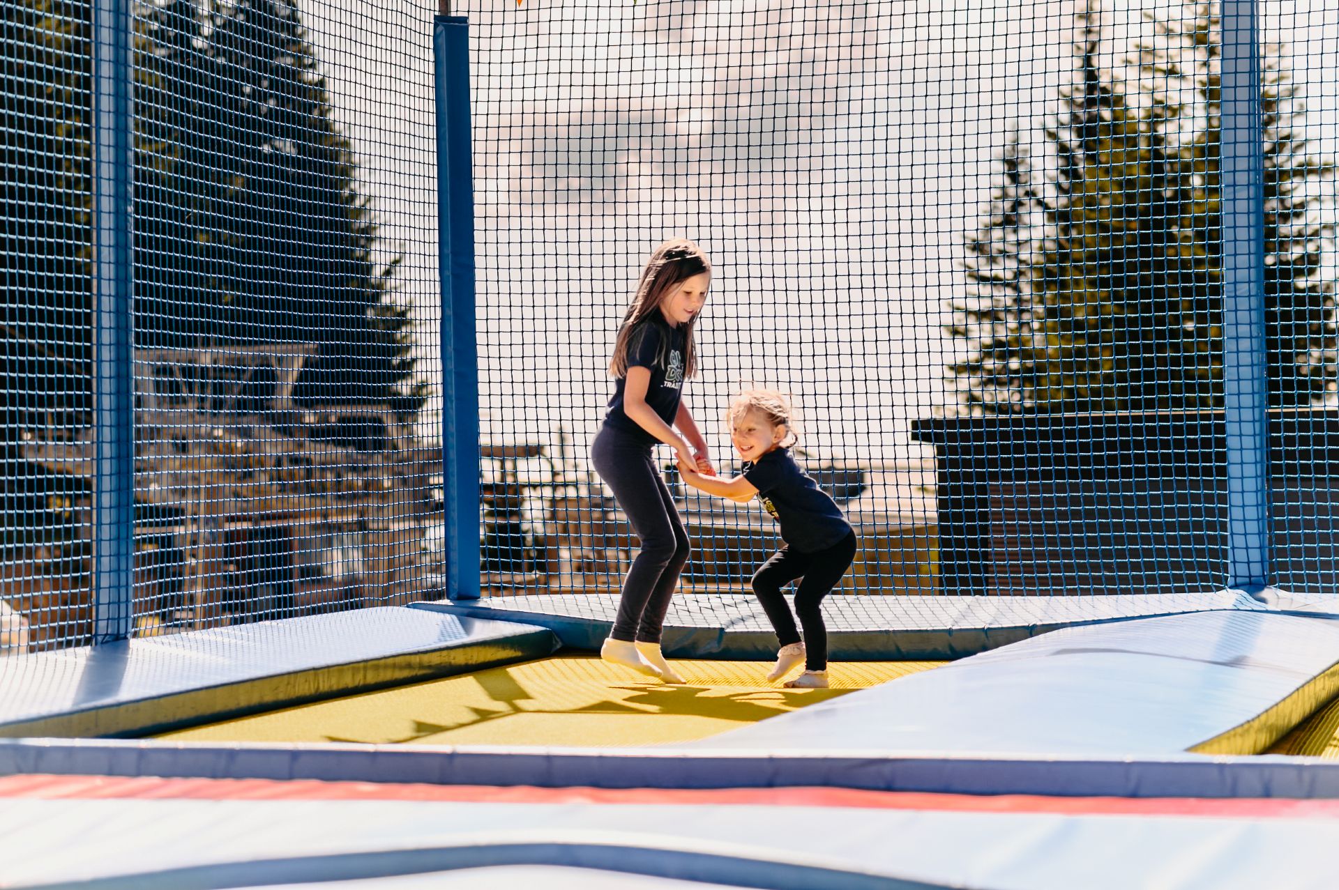 TRAMPOLIN 